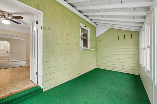 4064 Xenwood Avenue S, Saint Louis Park, MN 55416
