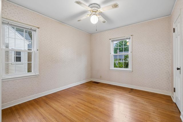 4064 Xenwood Avenue S, Saint Louis Park, MN 55416