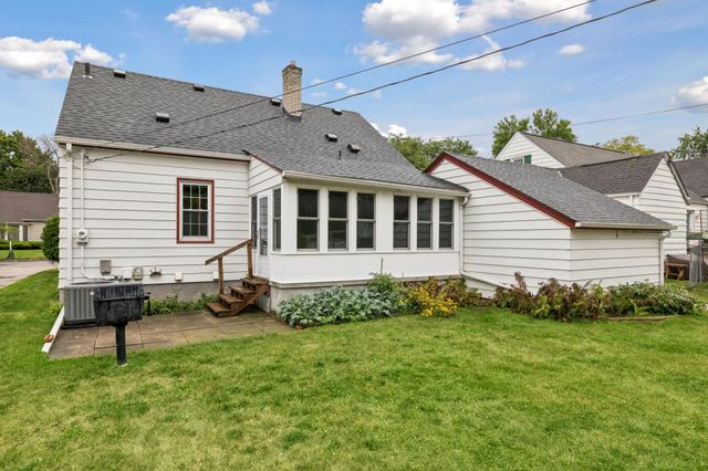4064 Xenwood Avenue S, Saint Louis Park, MN 55416