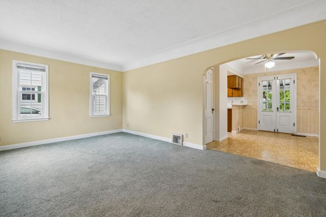 4064 Xenwood Avenue S, Saint Louis Park, MN 55416