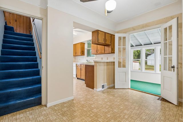 4064 Xenwood Avenue S, Saint Louis Park, MN 55416