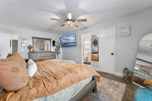 8289 Waccamaw Lane E, Lake Worth, FL 33467