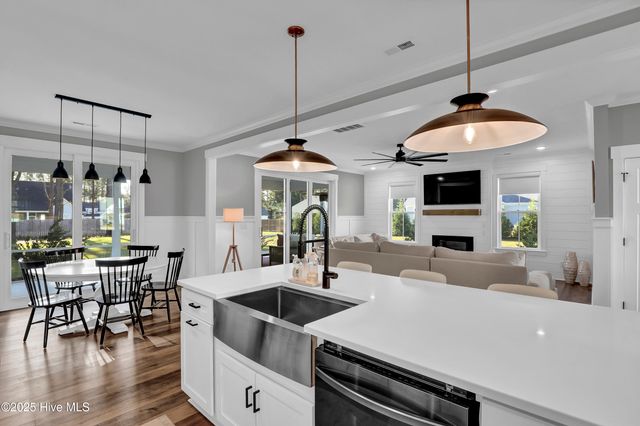 66 Stratford Place, Hampstead, NC 28443