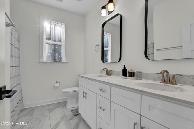 66 Stratford Place, Hampstead, NC 28443