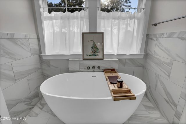 66 Stratford Place, Hampstead, NC 28443