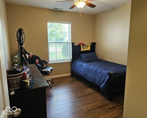 6192 N Woodhaven Drive, Mccordsville, IN 46055