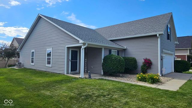 6192 N Woodhaven Drive, Mccordsville, IN 46055