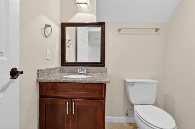 6119 Shadow Isle Lane, Houston, TX 77084