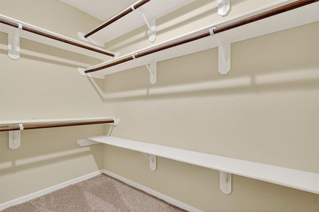 6119 Shadow Isle Lane, Houston, TX 77084