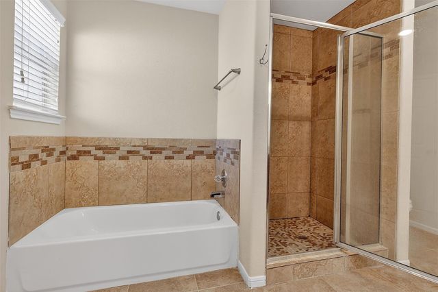 6119 Shadow Isle Lane, Houston, TX 77084