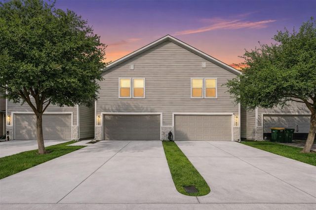 6119 Shadow Isle Lane, Houston, TX 77084