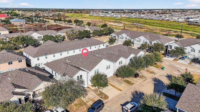 6119 Shadow Isle Lane, Houston, TX 77084