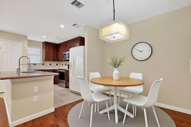 6119 Shadow Isle Lane, Houston, TX 77084