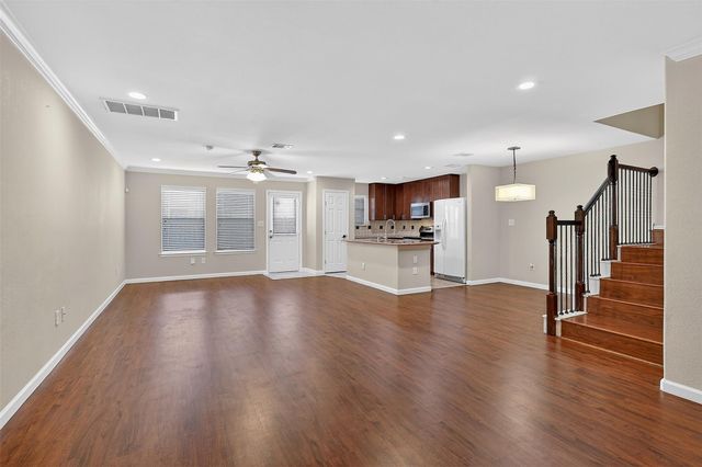 6119 Shadow Isle Lane, Houston, TX 77084