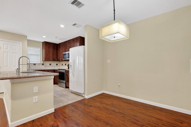 6119 Shadow Isle Lane, Houston, TX 77084