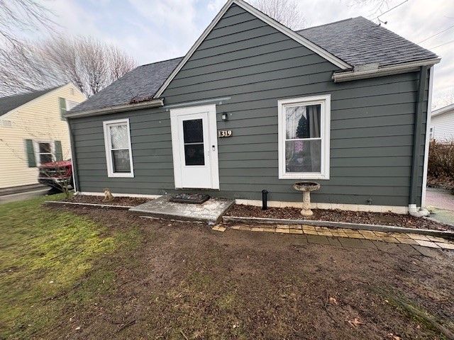 1319 GRANT Avenue, Erie, PA 16505