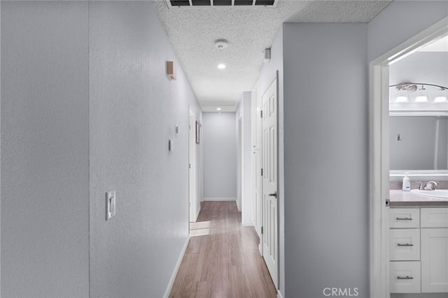 11410 Otowi Road, Apple Valley, CA 92308