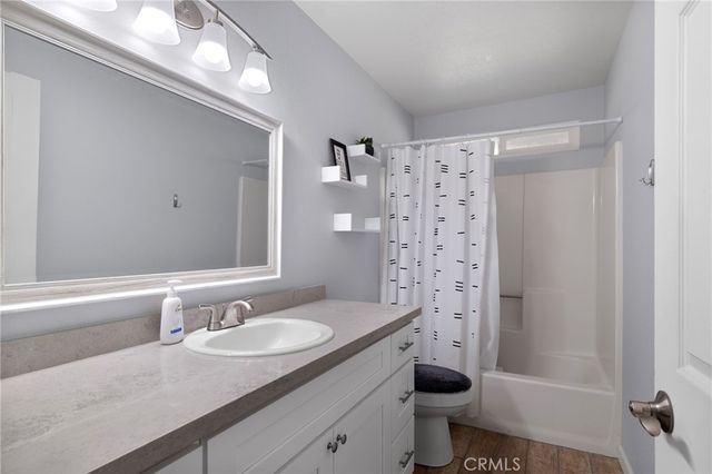 11410 Otowi Road, Apple Valley, CA 92308