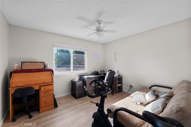 11410 Otowi Road, Apple Valley, CA 92308