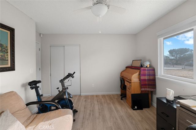 11410 Otowi Road, Apple Valley, CA 92308