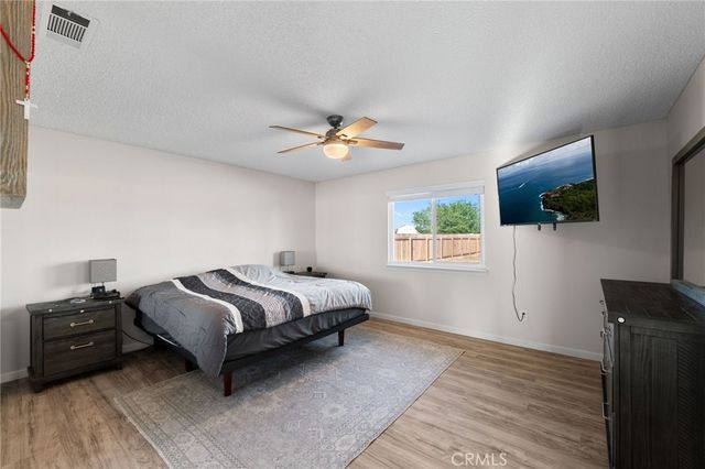 11410 Otowi Road, Apple Valley, CA 92308