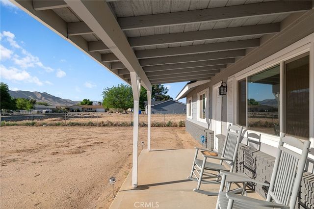 11410 Otowi Road, Apple Valley, CA 92308