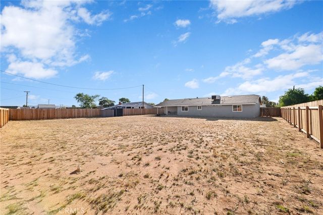 11410 Otowi Road, Apple Valley, CA 92308