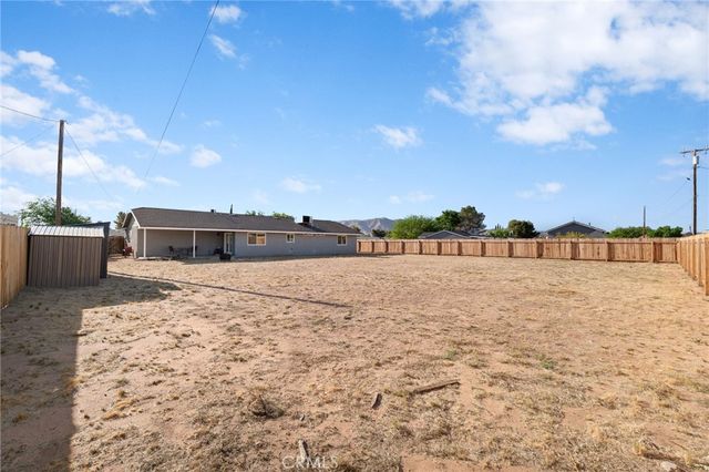 11410 Otowi Road, Apple Valley, CA 92308