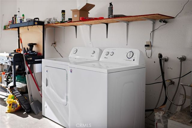 11410 Otowi Road, Apple Valley, CA 92308