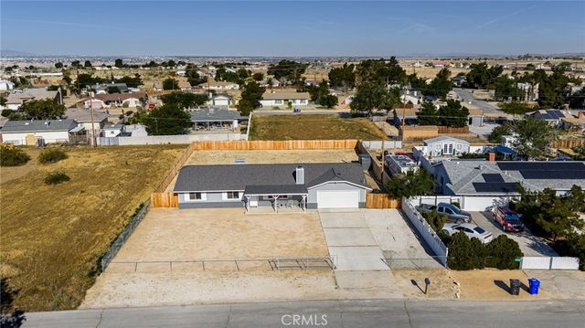 11410 Otowi Road, Apple Valley, CA 92308