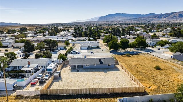 11410 Otowi Road, Apple Valley, CA 92308