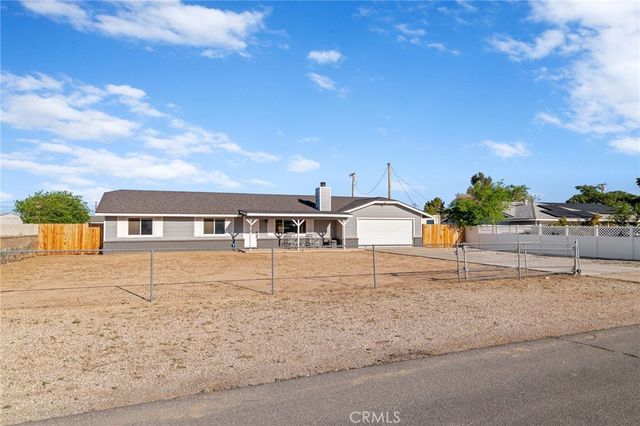 11410 Otowi Road, Apple Valley, CA 92308