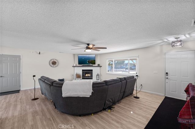 11410 Otowi Road, Apple Valley, CA 92308