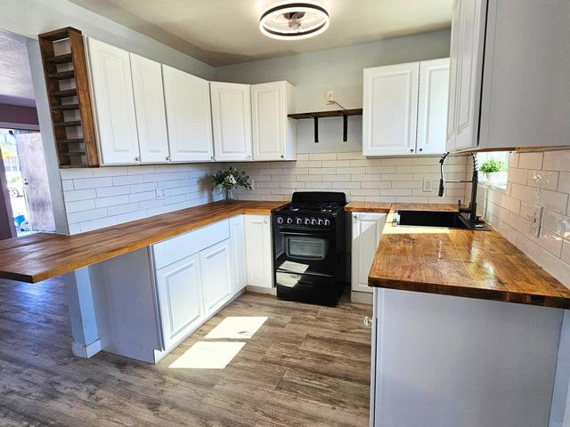 4943 Date Place, San Diego, CA 92102