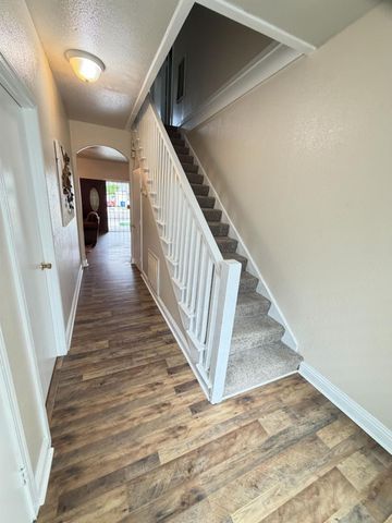 670 Mitchell Ave, Turlock, CA 95380