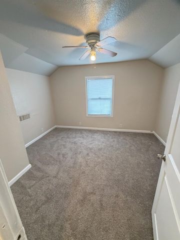 670 Mitchell Ave, Turlock, CA 95380