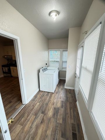 670 Mitchell Ave, Turlock, CA 95380