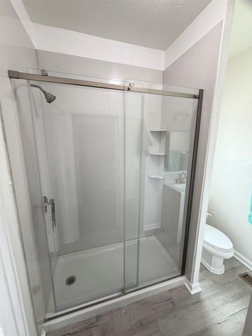 670 Mitchell Ave, Turlock, CA 95380