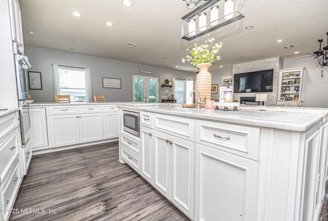 14157 GLEN FARMS Drive, Glen St. Mary, FL 32040