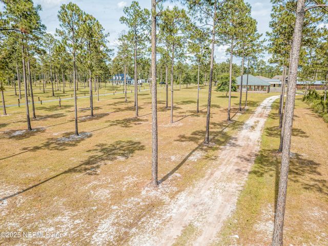 14157 GLEN FARMS Drive, Glen St. Mary, FL 32040