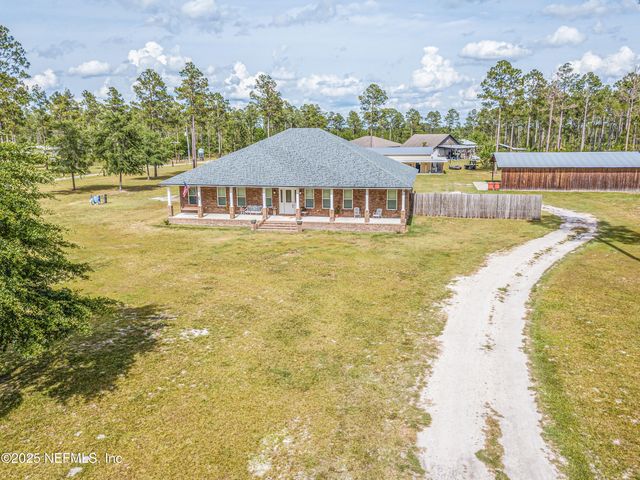 14157 GLEN FARMS Drive, Glen St. Mary, FL 32040