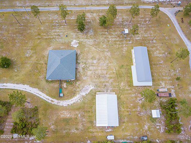 14157 GLEN FARMS Drive, Glen St. Mary, FL 32040