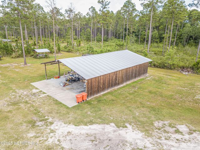14157 GLEN FARMS Drive, Glen St. Mary, FL 32040