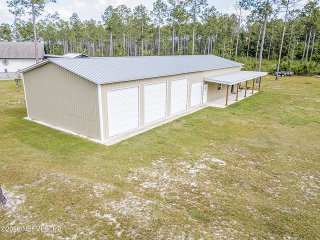 14157 GLEN FARMS Drive, Glen St. Mary, FL 32040