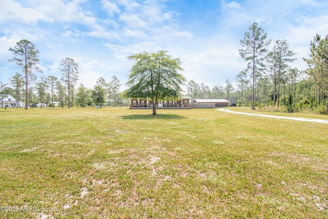 14157 GLEN FARMS Drive, Glen St. Mary, FL 32040