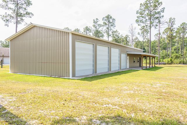 14157 GLEN FARMS Drive, Glen St. Mary, FL 32040