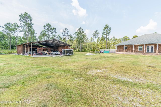 14157 GLEN FARMS Drive, Glen St. Mary, FL 32040