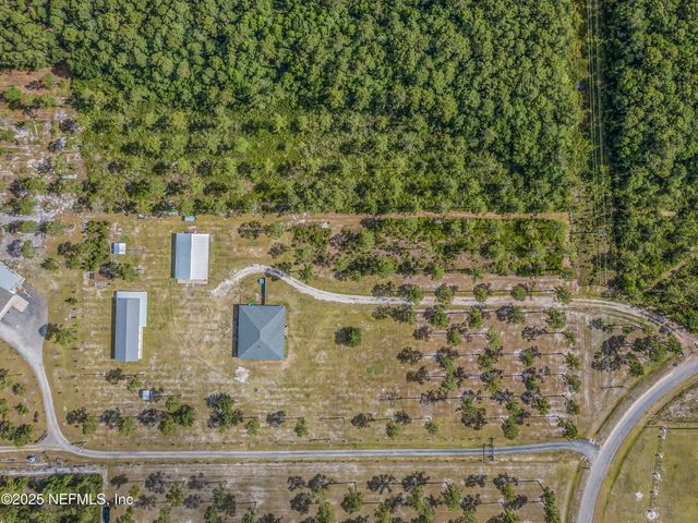 14157 GLEN FARMS Drive, Glen St. Mary, FL 32040