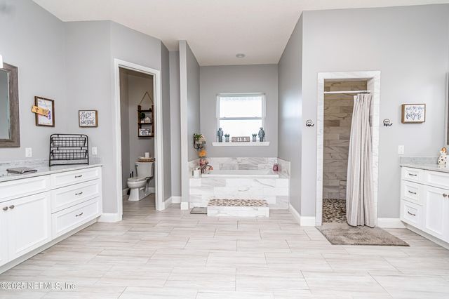 14157 GLEN FARMS Drive, Glen St. Mary, FL 32040