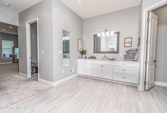 14157 GLEN FARMS Drive, Glen St. Mary, FL 32040